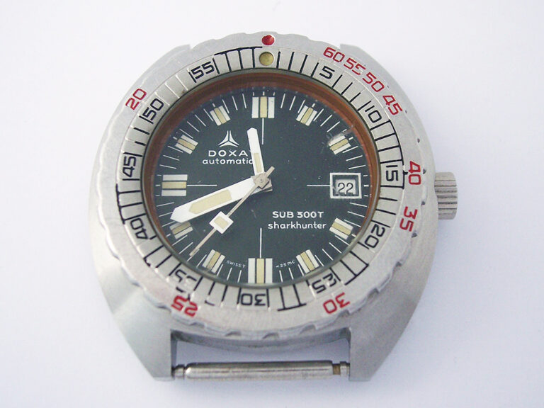 Doxa-Sharkhunter-1